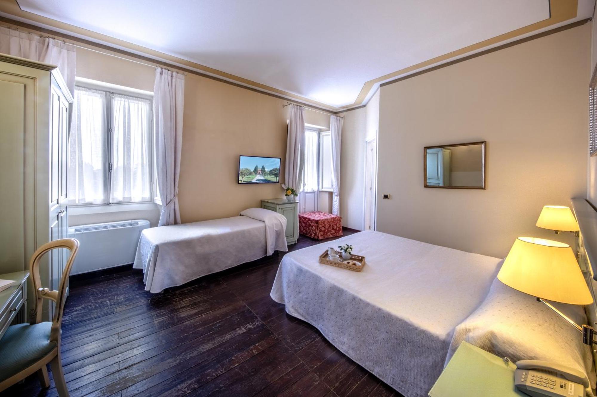 Hotel Villa Liberty Pontecurone Buitenkant foto
