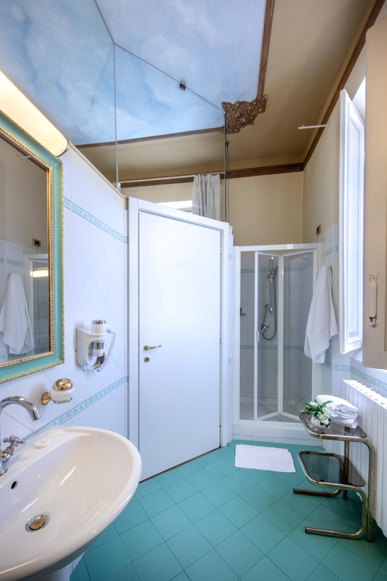 Hotel Villa Liberty Pontecurone Buitenkant foto