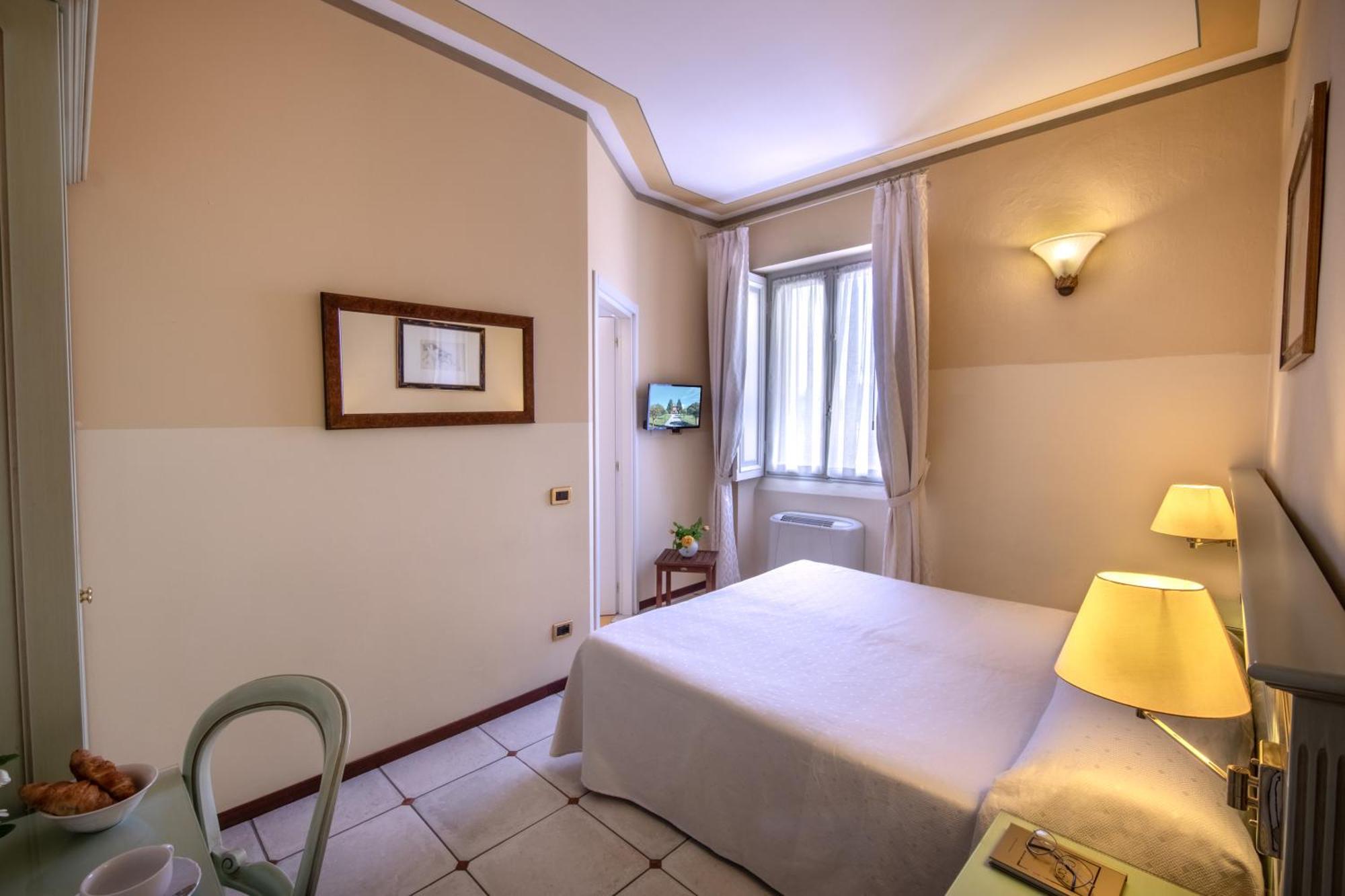 Hotel Villa Liberty Pontecurone Buitenkant foto