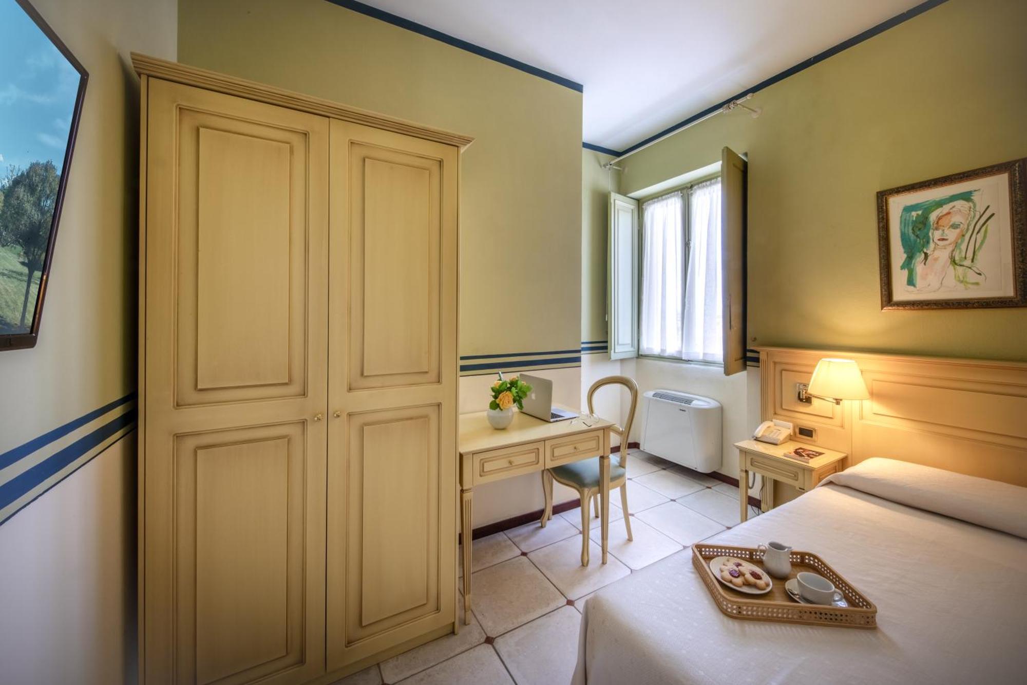 Hotel Villa Liberty Pontecurone Buitenkant foto