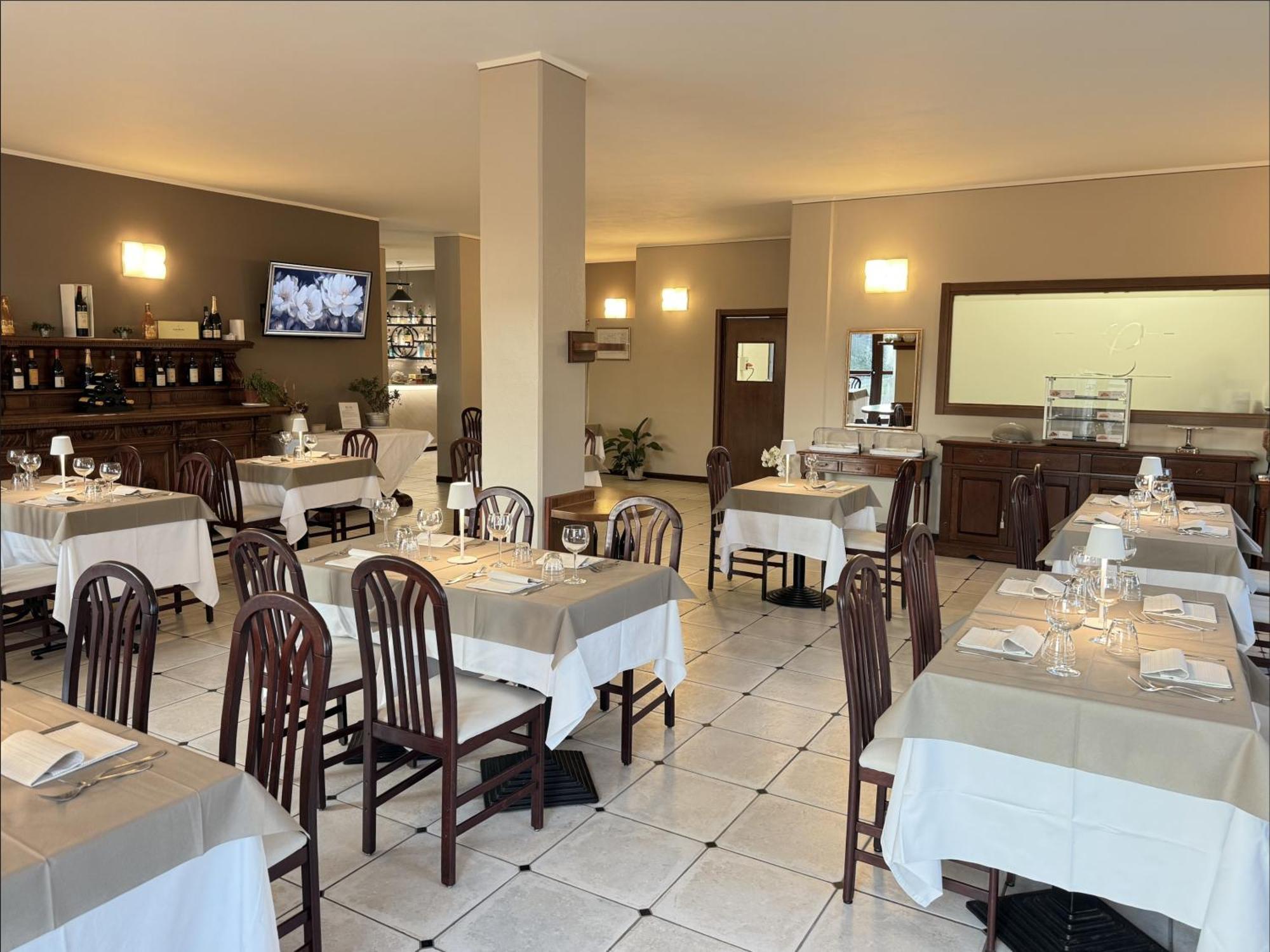 Hotel Villa Liberty Pontecurone Buitenkant foto