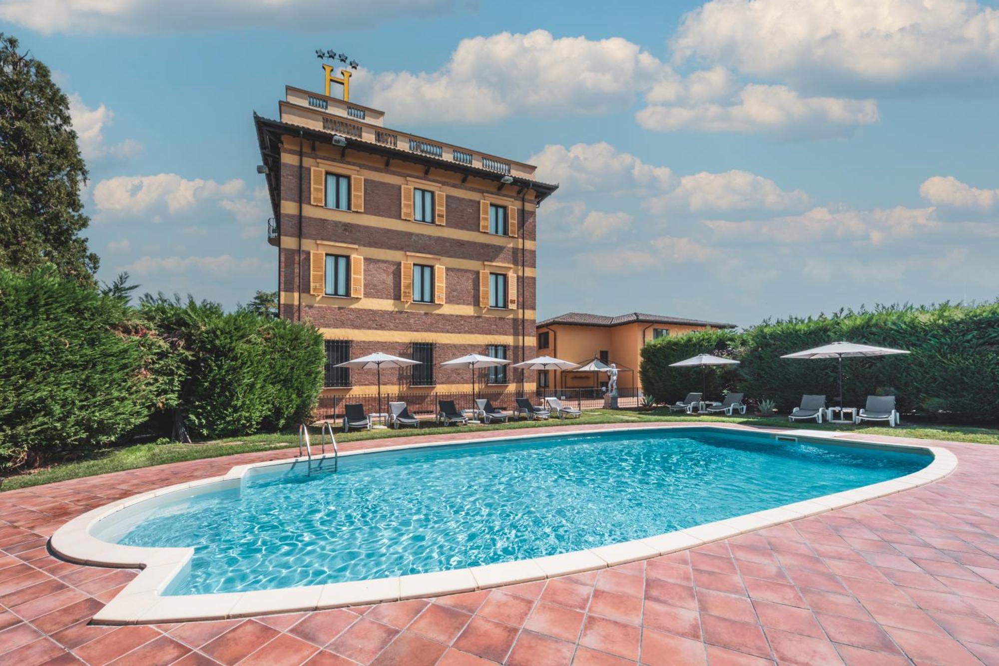 Hotel Villa Liberty Pontecurone Buitenkant foto