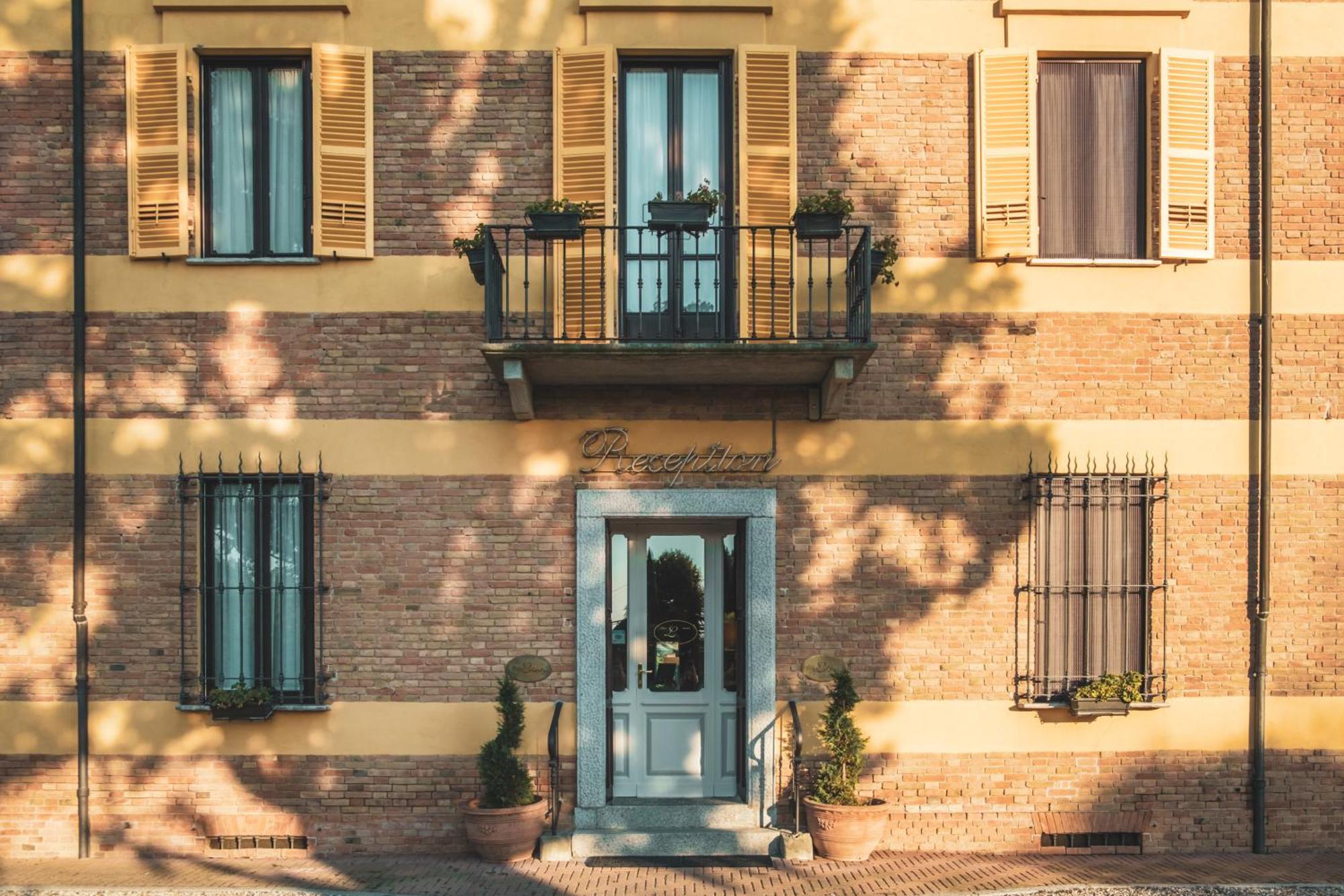 Hotel Villa Liberty Pontecurone Buitenkant foto